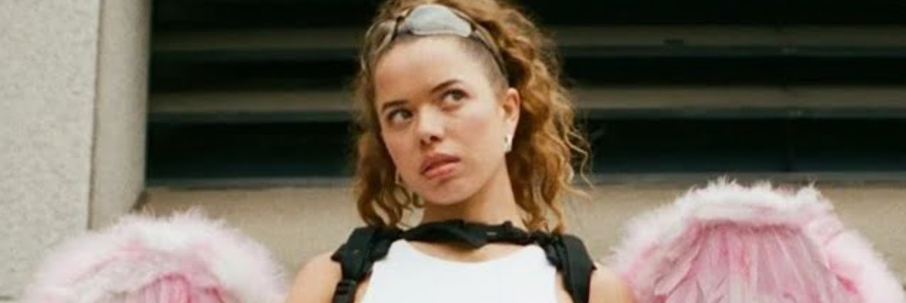 Song Analysis for Songwriters: "Midnight Sun" by Nilüfer Yanya